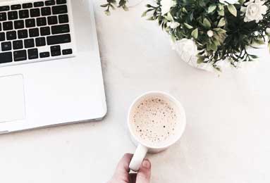 切尔西新援疑似公布新恋情！给对方一张无限额信用卡